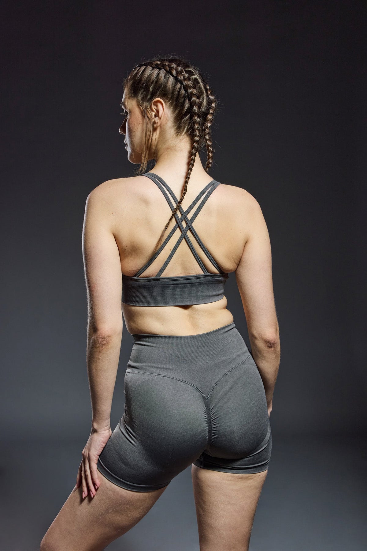 Seamless Scrunch Sports Bra with Short Tights - Set