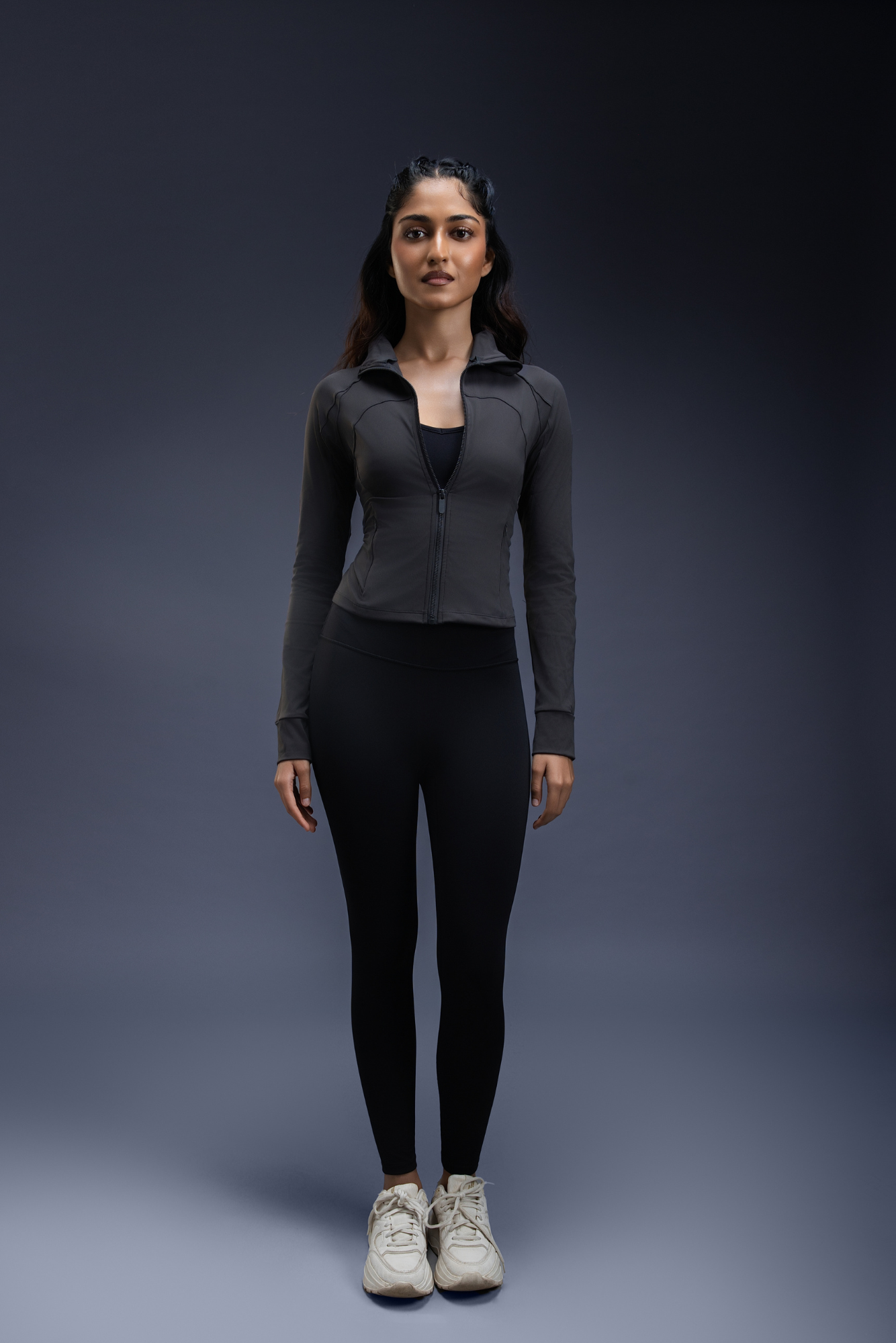 #color_charcoal grey