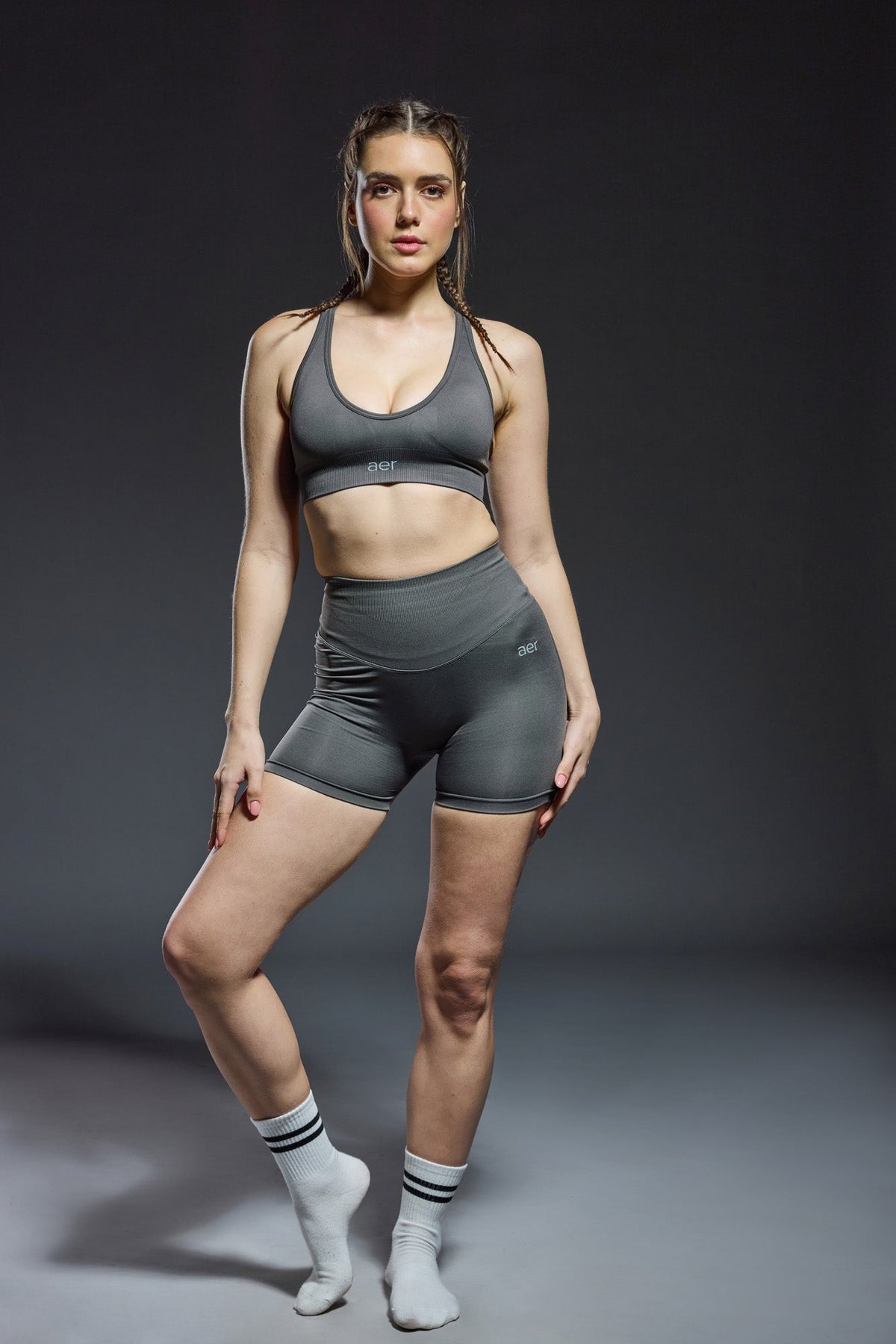 Seamless Scrunch Sports Bra with Short Tights - Set