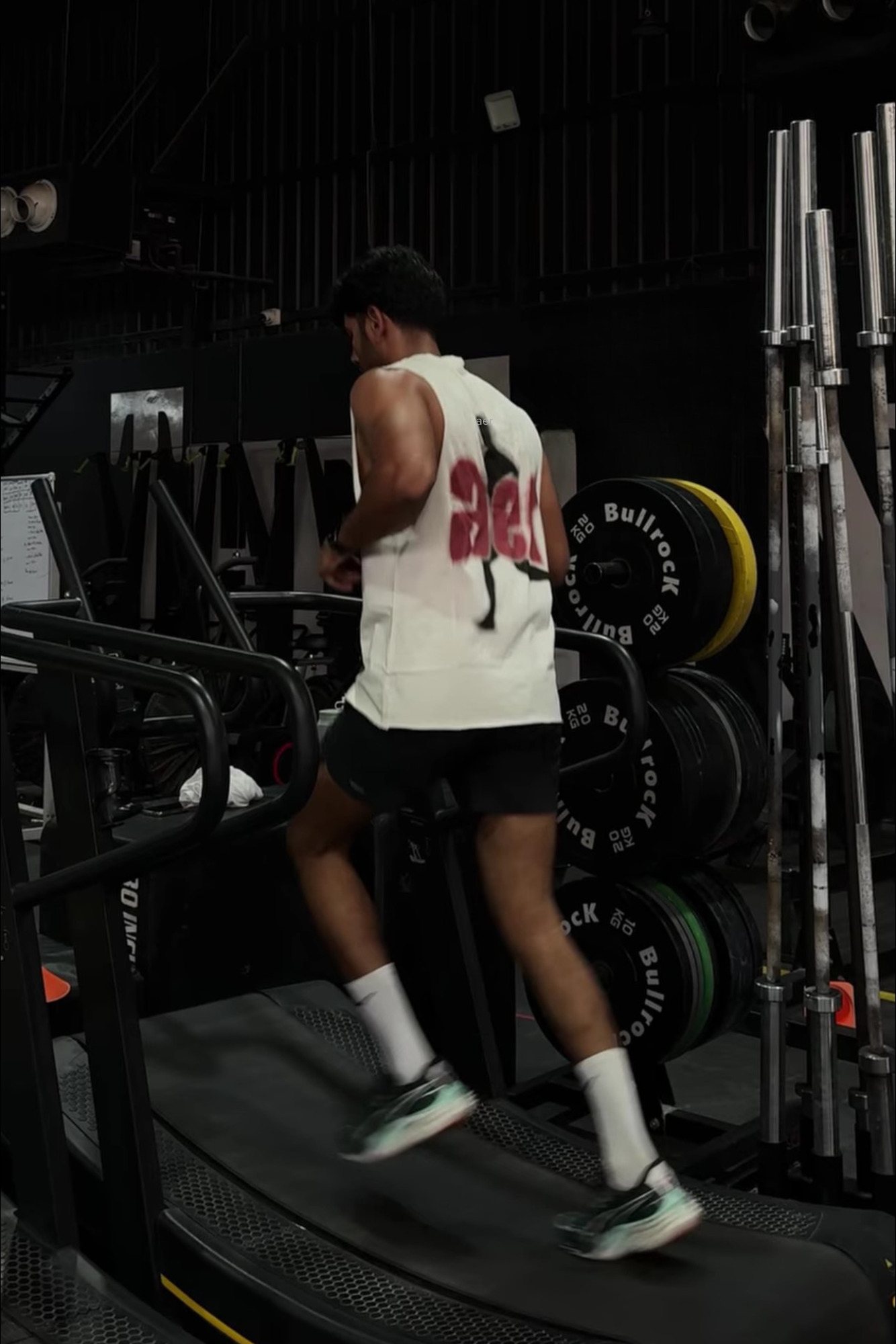 Motion Oversized Tank